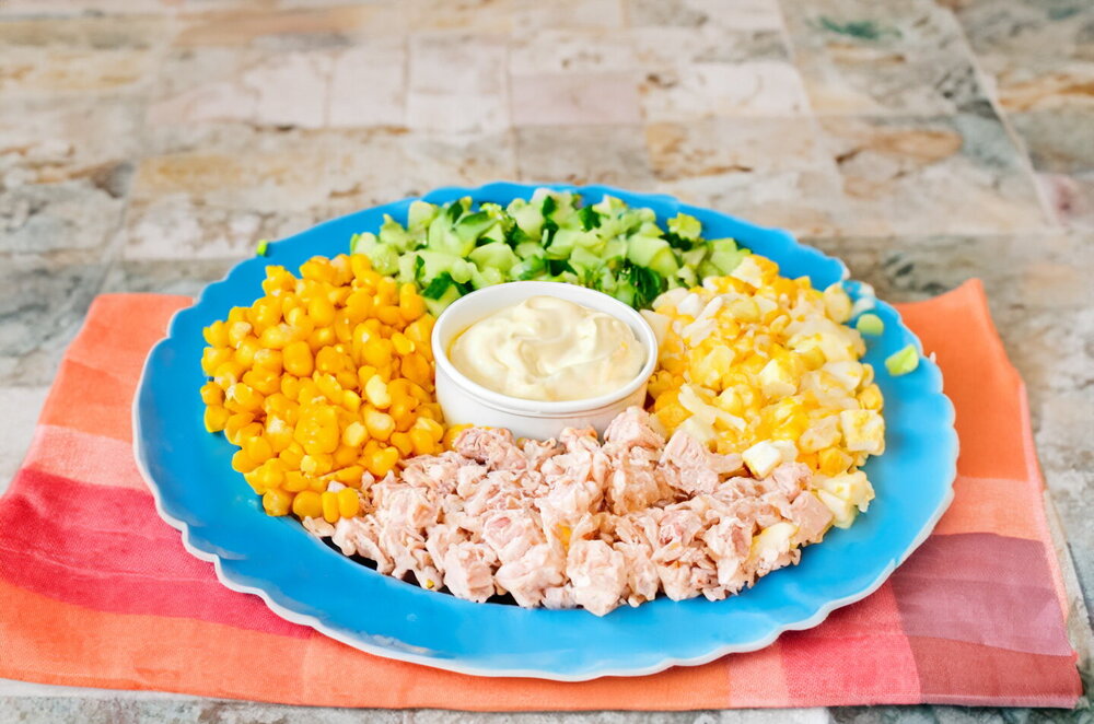 Chicken Breast Salad with Corn, Cucumber, and Egg