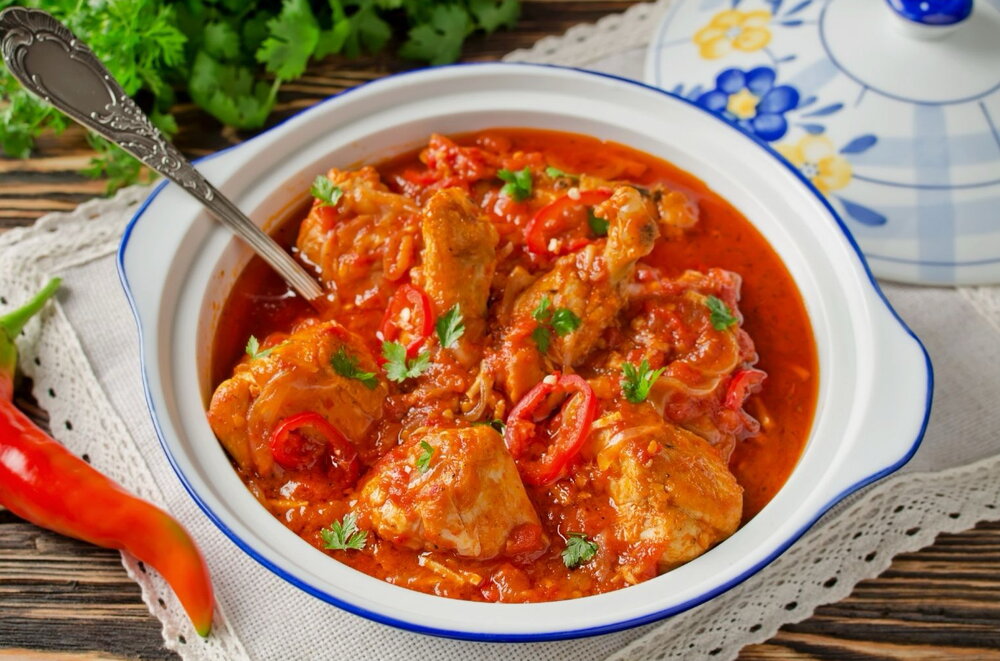 Chicken stew with tomatoes