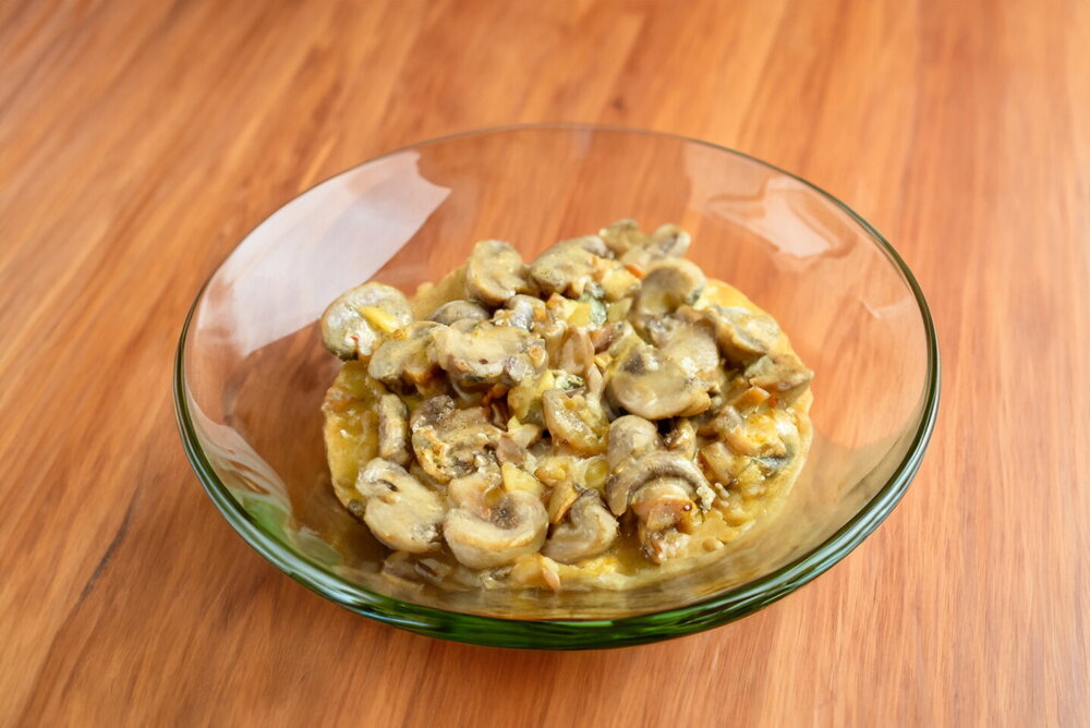 Mushrooms in Cream with Cheese (Oven-Baked)