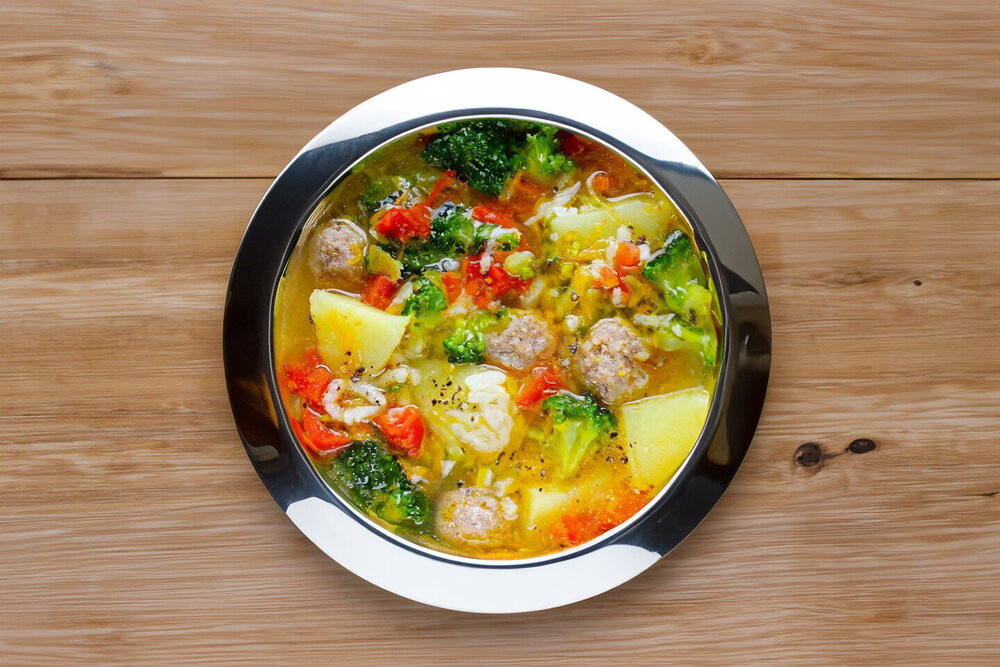 Rice Soup with Meatballs and Broccoli