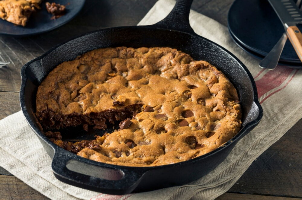 Chocolate chip pan cookie