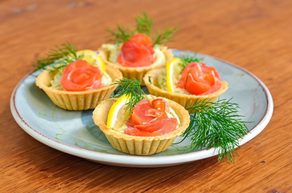 Tartlets with Avocado, Red Fish & Cream Cheese