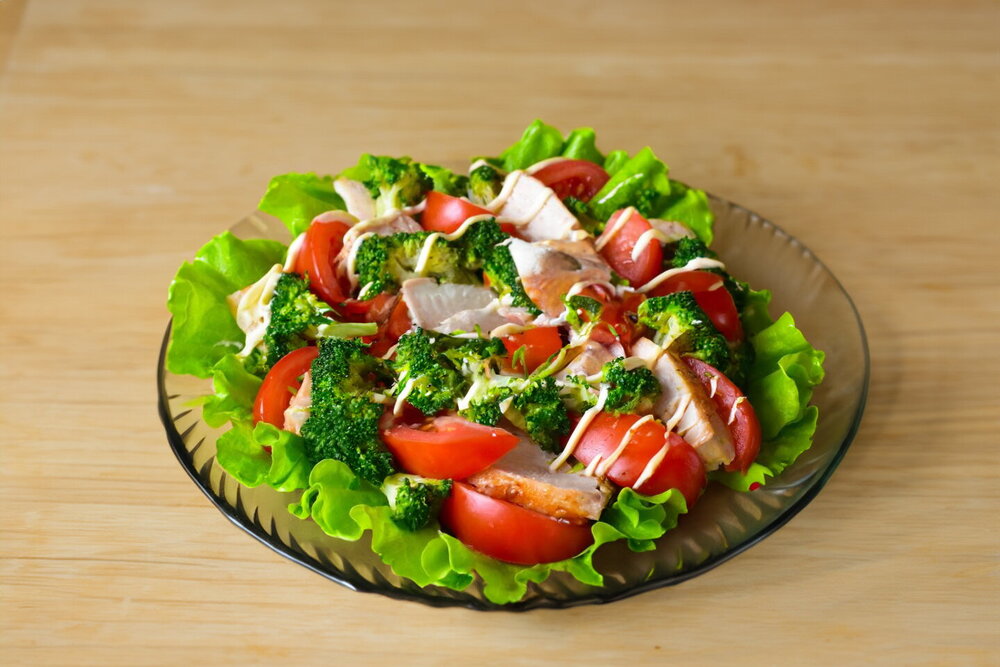 Broccoli and Chicken Salad