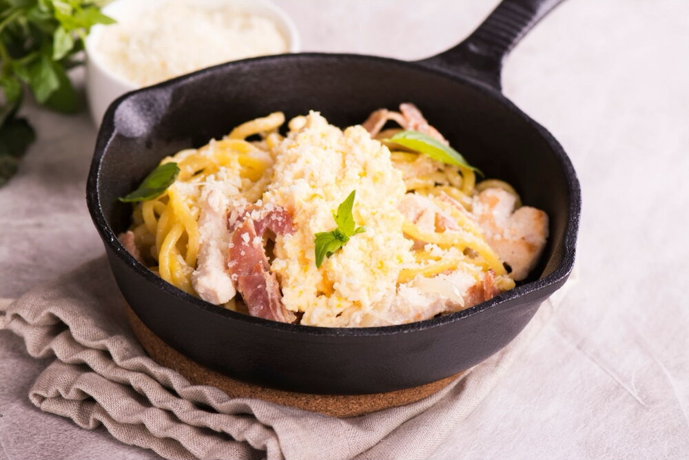 Bacon and chicken pasta