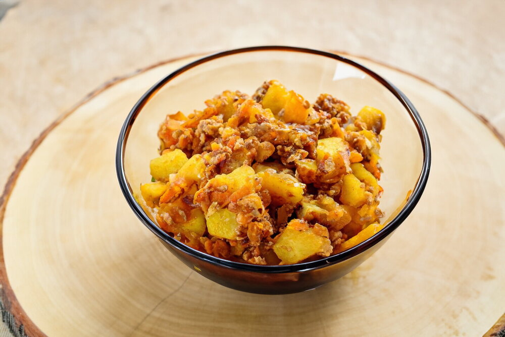Stewed Potatoes with Ground Meat