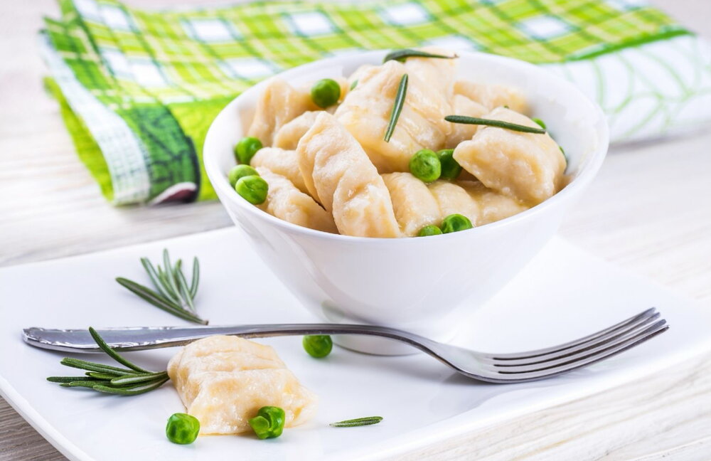 Gnocchi with green peas
