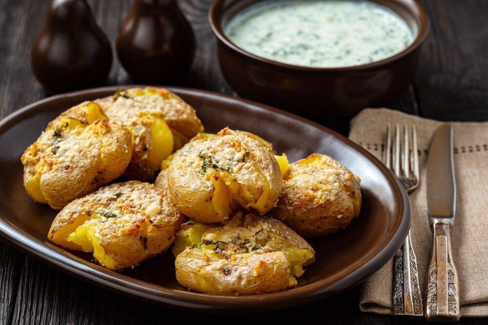 Crispy smashed potatoes