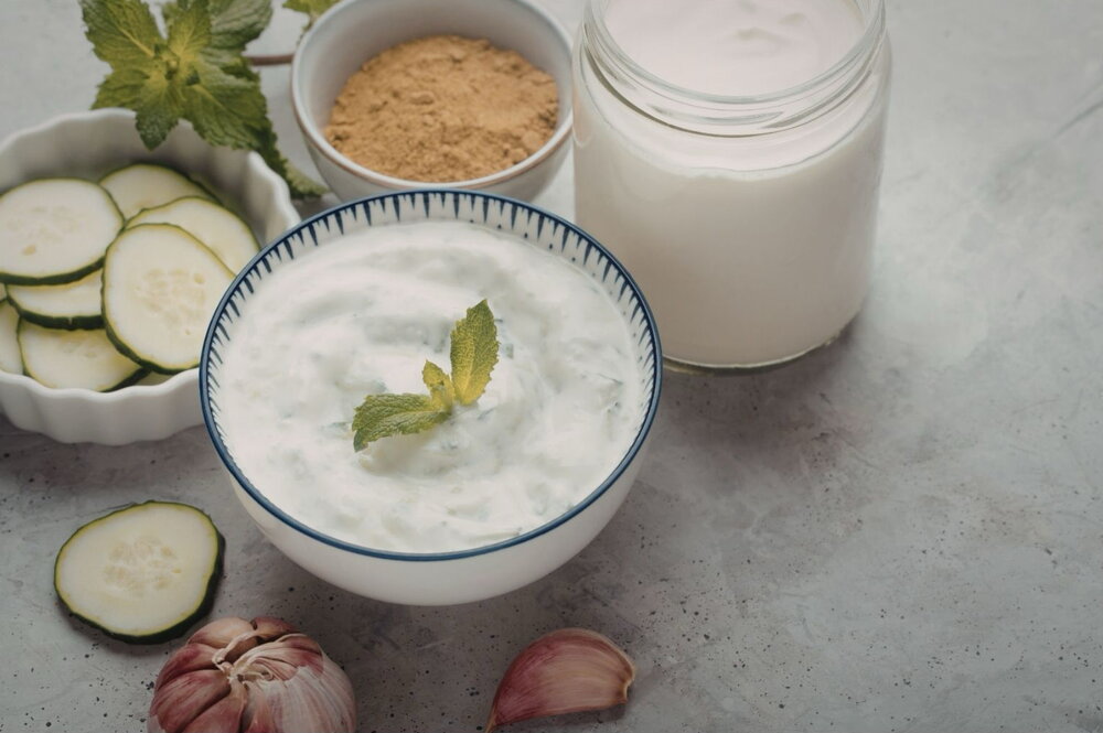 Cucumber and mint raita