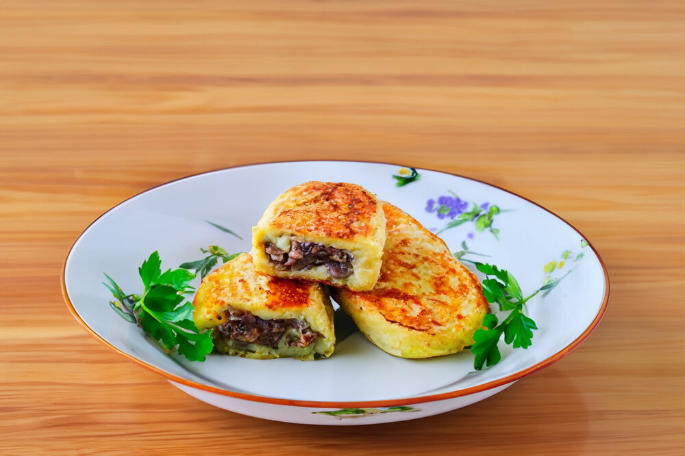 Vegan Potato Patties with Mushrooms