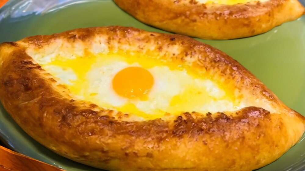 Adjarian Khachapuri with Milk and Water