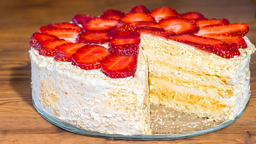 Ice Cream Cake at Home