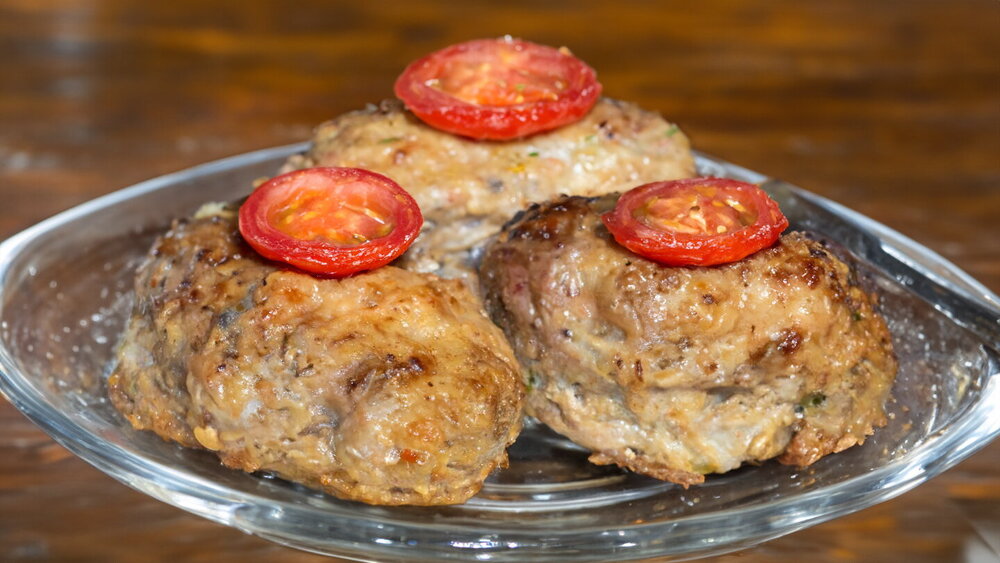 Cutlets with Eggplant and Minced Meat