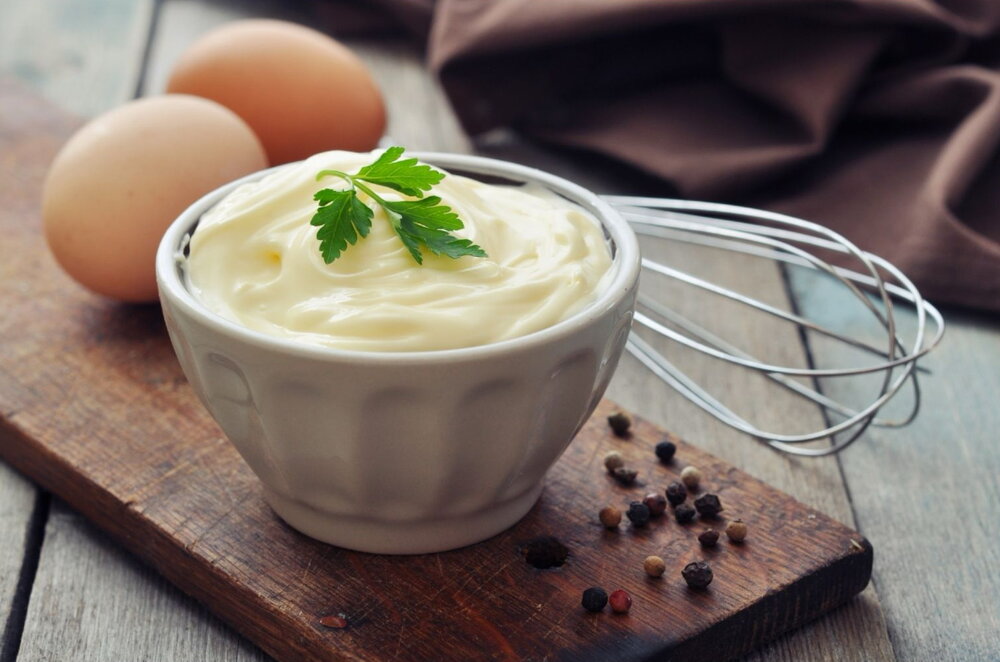 Homemade mayonnaise