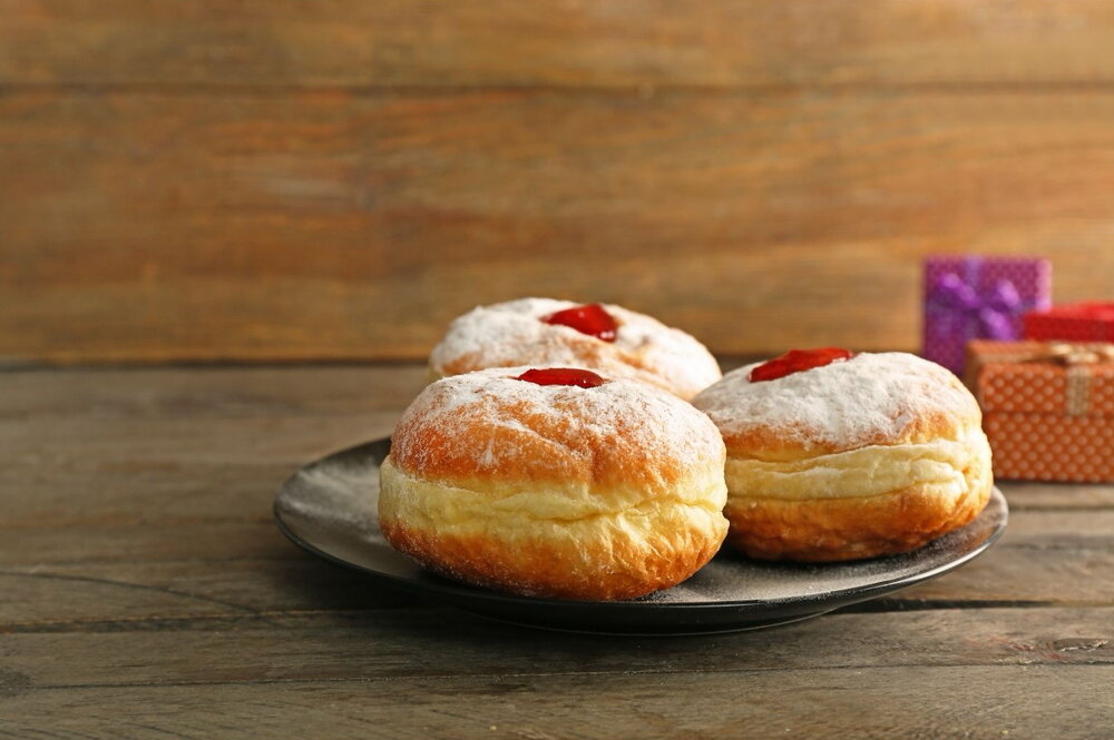Doughnuts with jam