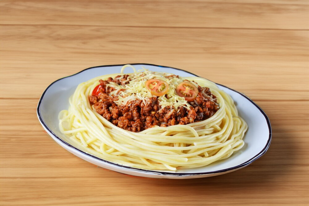 Pasta with Minced Meat and Tomato Paste