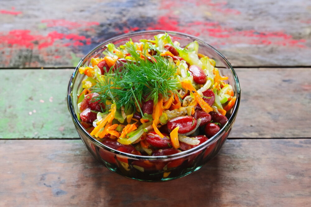 Bean Salad with Carrot and Onion