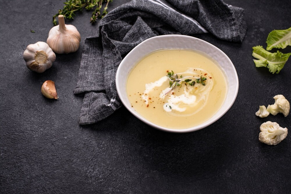 Blended cauliflower soup