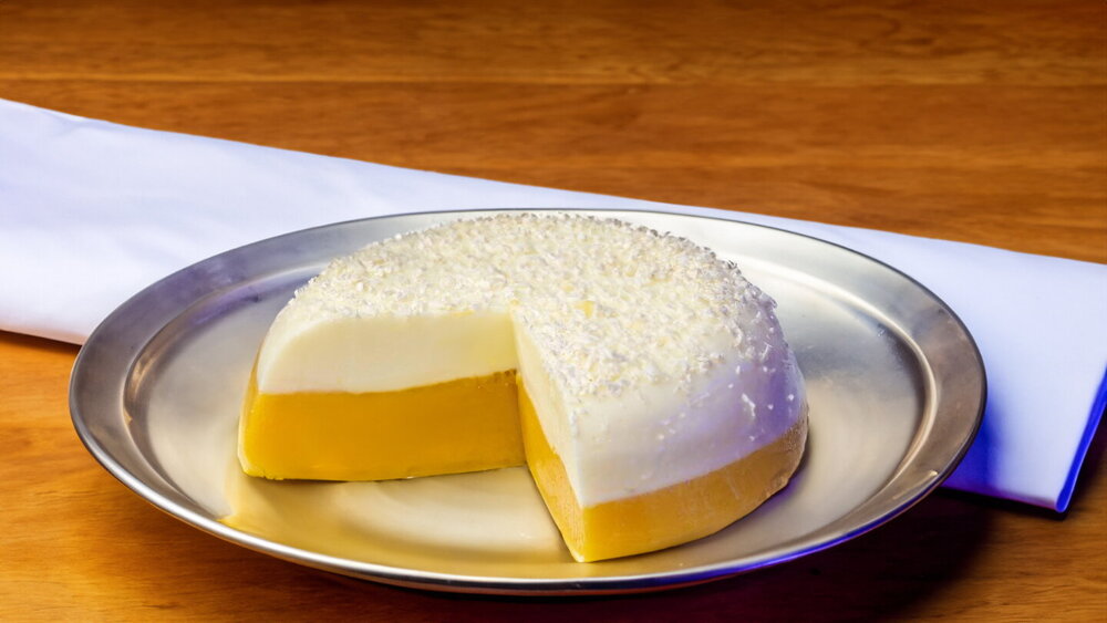 No-Bake Orange Jelly Cake