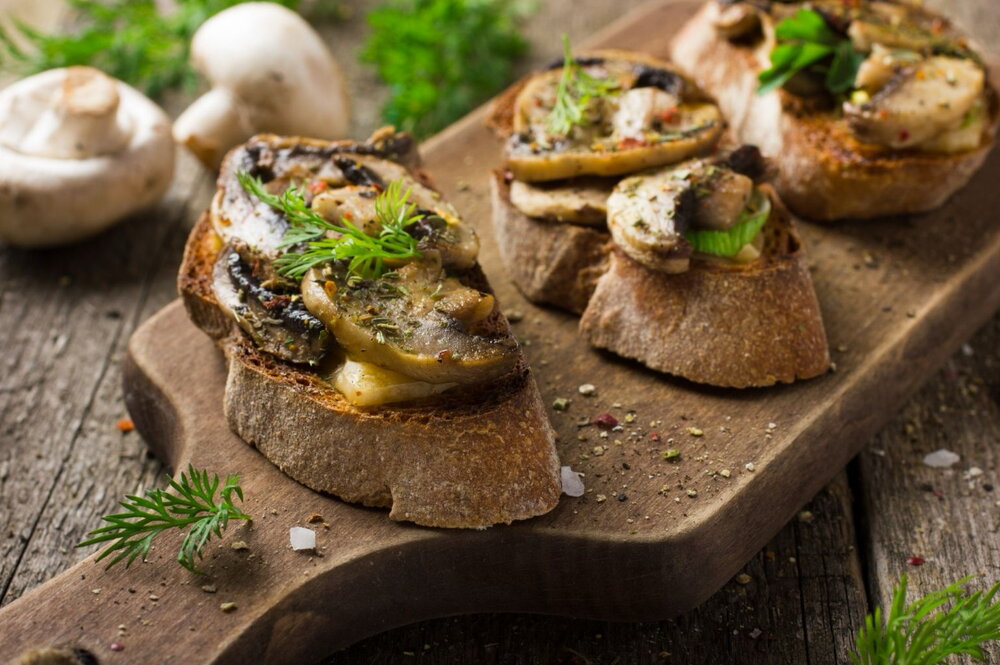 Mushroom crostini