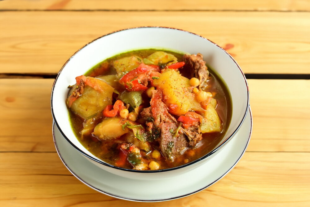 Azerbaijani Lamb Bozbash Soup with Chickpeas