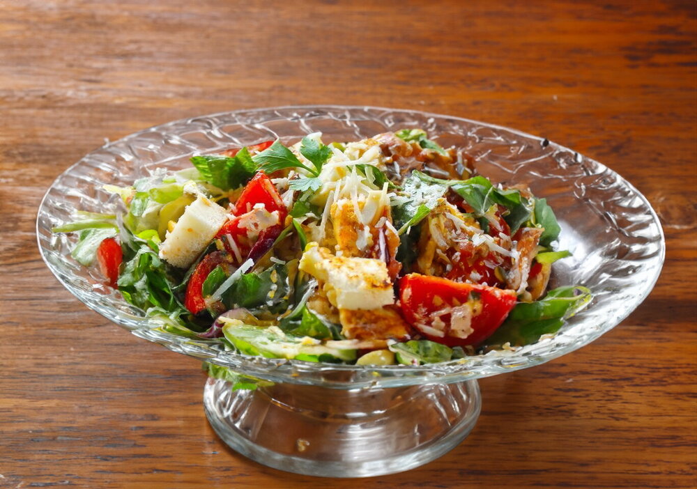 Romaine Salad with Bacon and Eggs