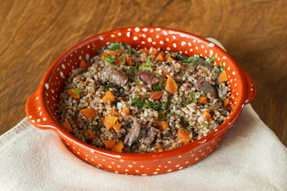 Buckwheat with Stewed Meat in a Skillet