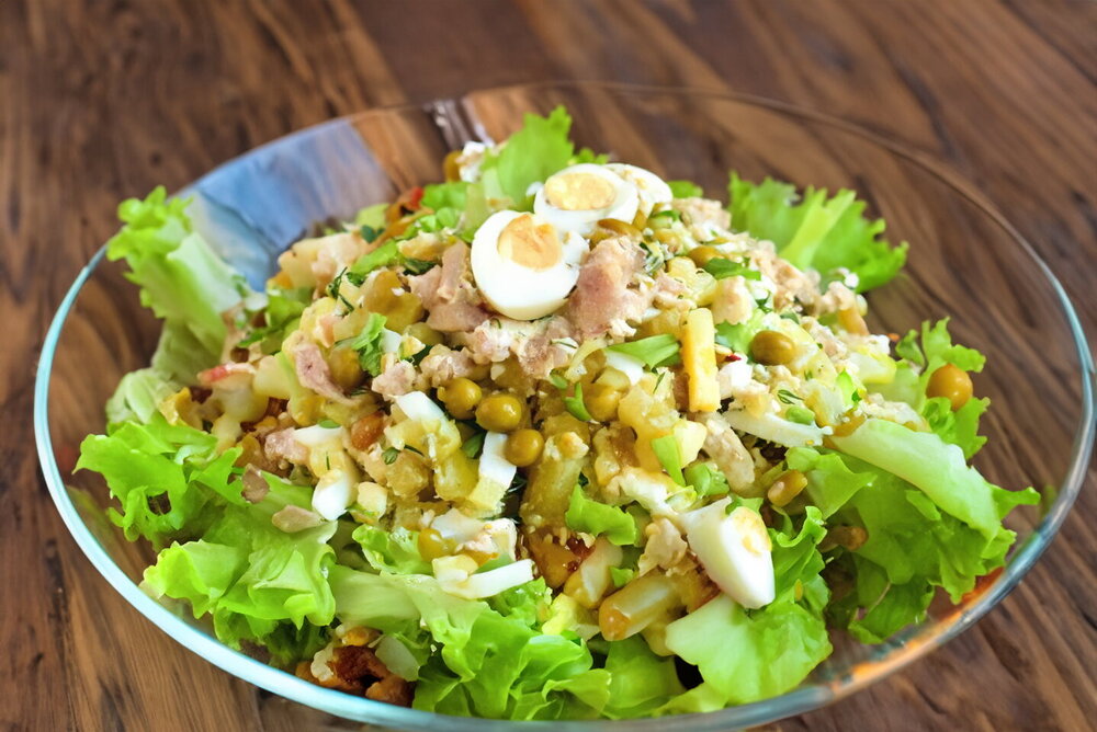 Salad with Salted Milkcap Mushrooms