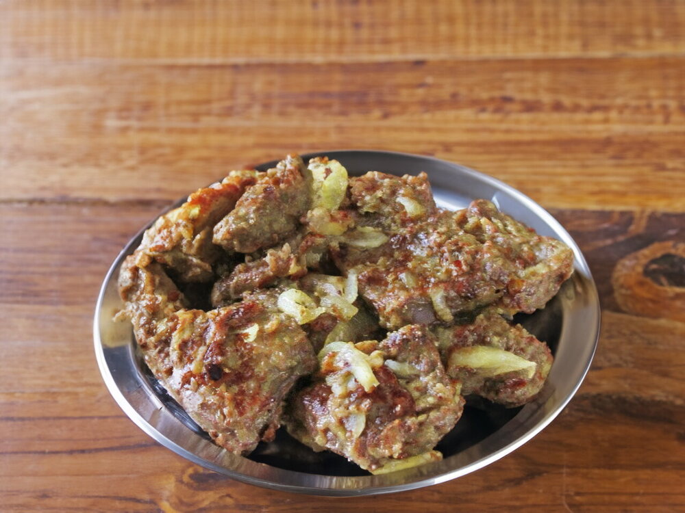 Tender Skillet-Fried Beef Liver with Onions