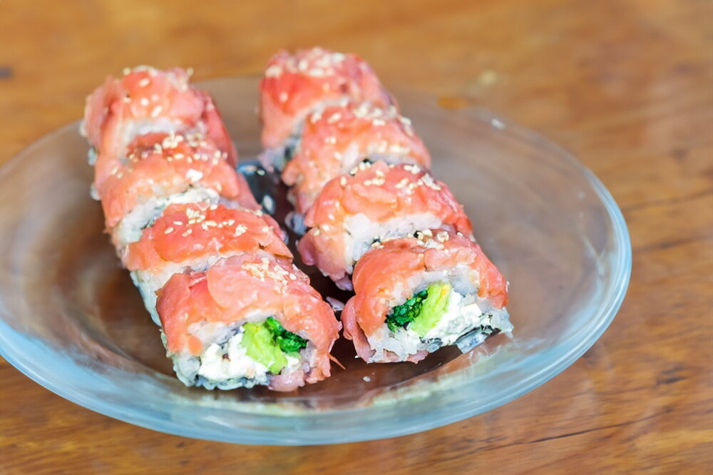 Homemade Salmon Philadelphia Rolls