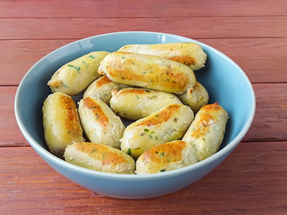 Homemade Pork Sausages in Natural Casings (Kupaty)