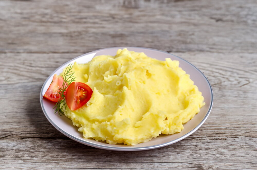 Classic Mashed Potatoes with Butter and Milk
