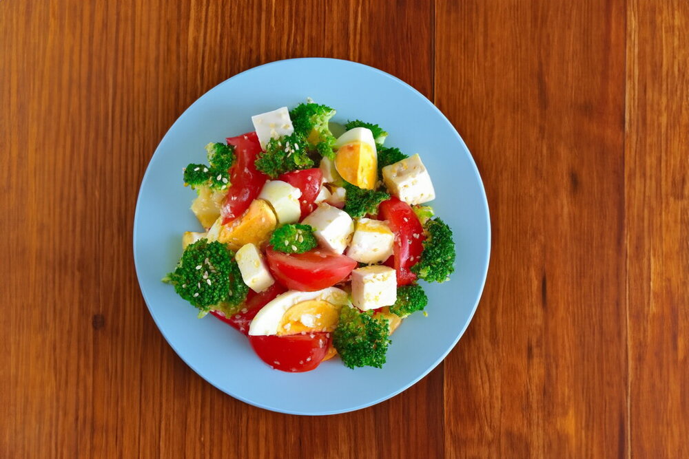 Broccoli Salad with Tomatoes, Cheese & Eggs
