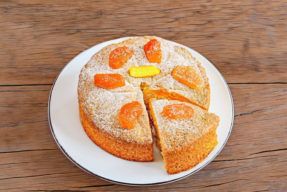 Mandarin Cake Baked in the Oven