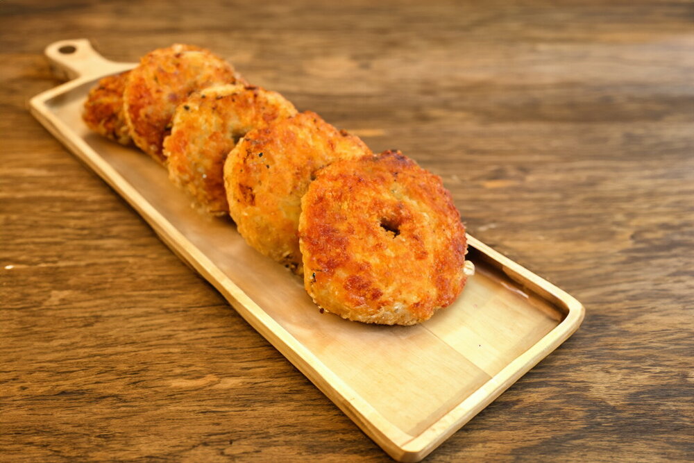 Meat “Bagels” Made from Ground Meat