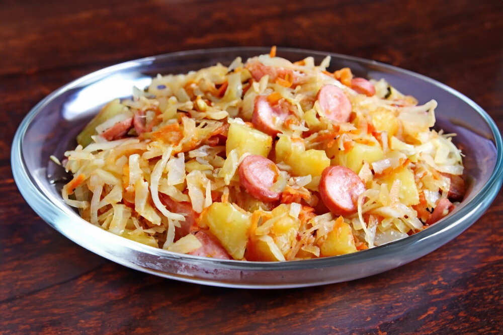 Braised Cabbage with Potatoes and Sausages