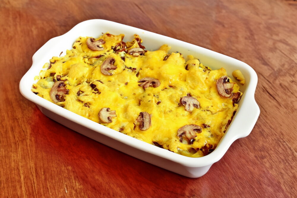 Oven-Baked Potatoes with Meat, Mushrooms & Cheese
