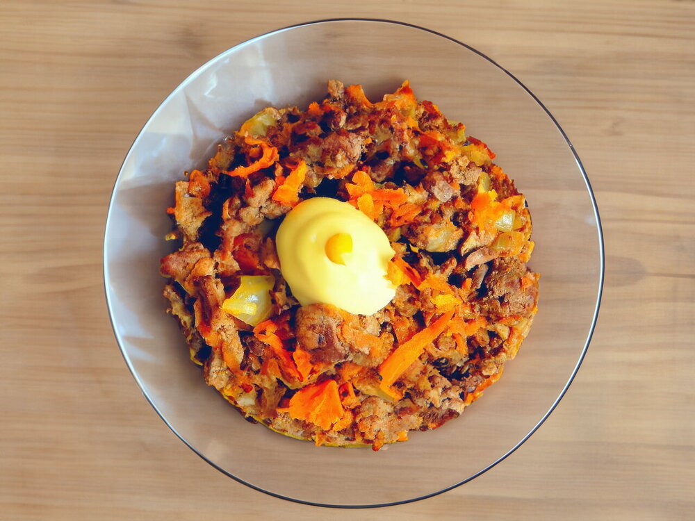 Beef Liver Salad with Carrots and Onions