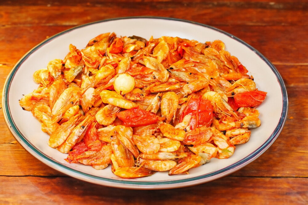 Campfire Shrimp in a Cauldron