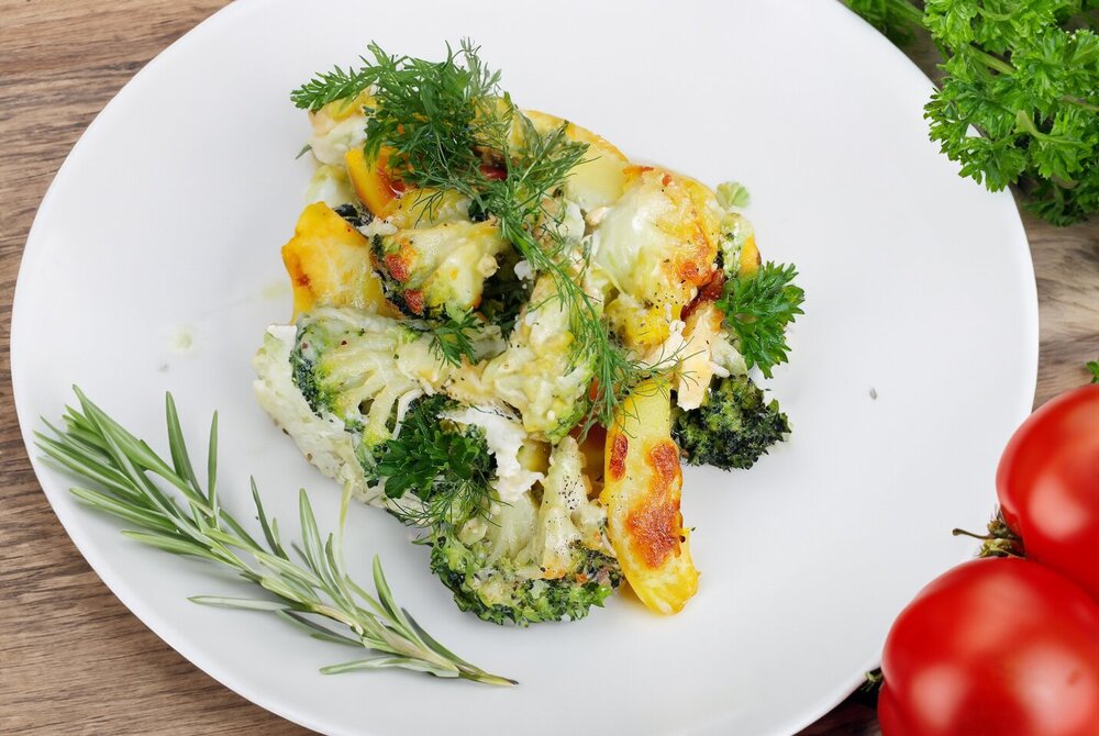 Baked Potatoes with Broccoli