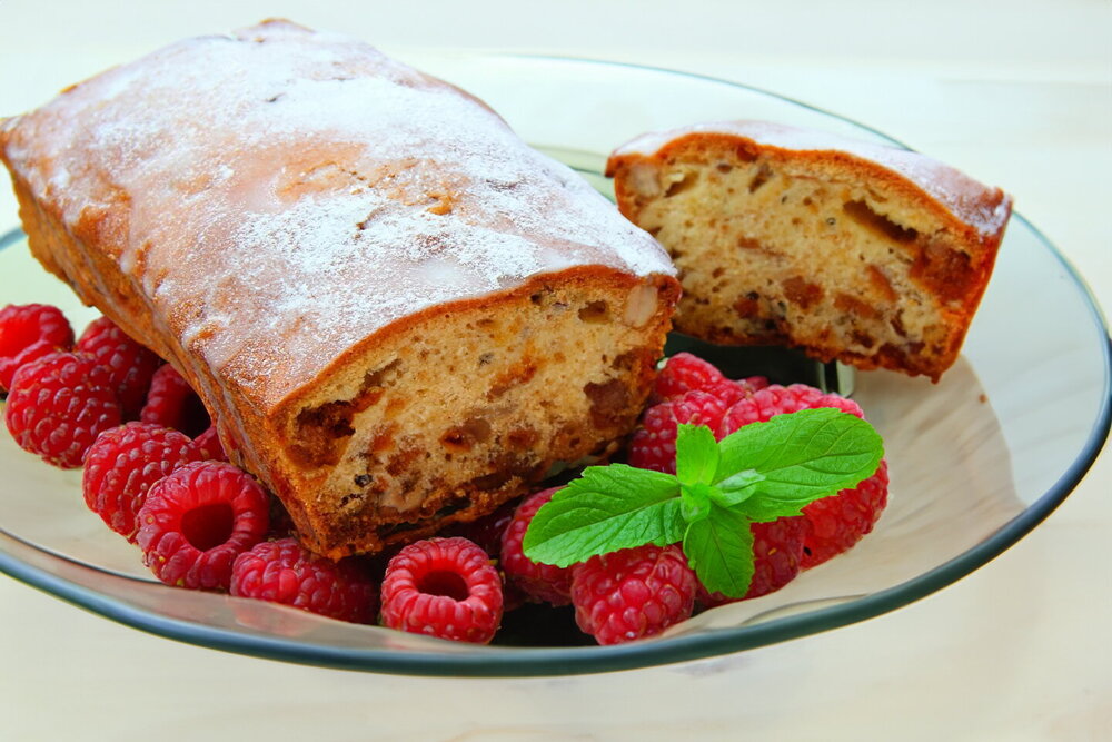 Christmas Fruit & Nut Cake