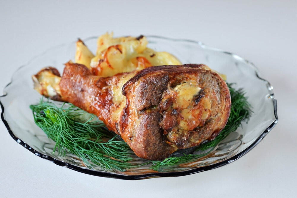 Juicy Turkey Drumstick Baked in Cream