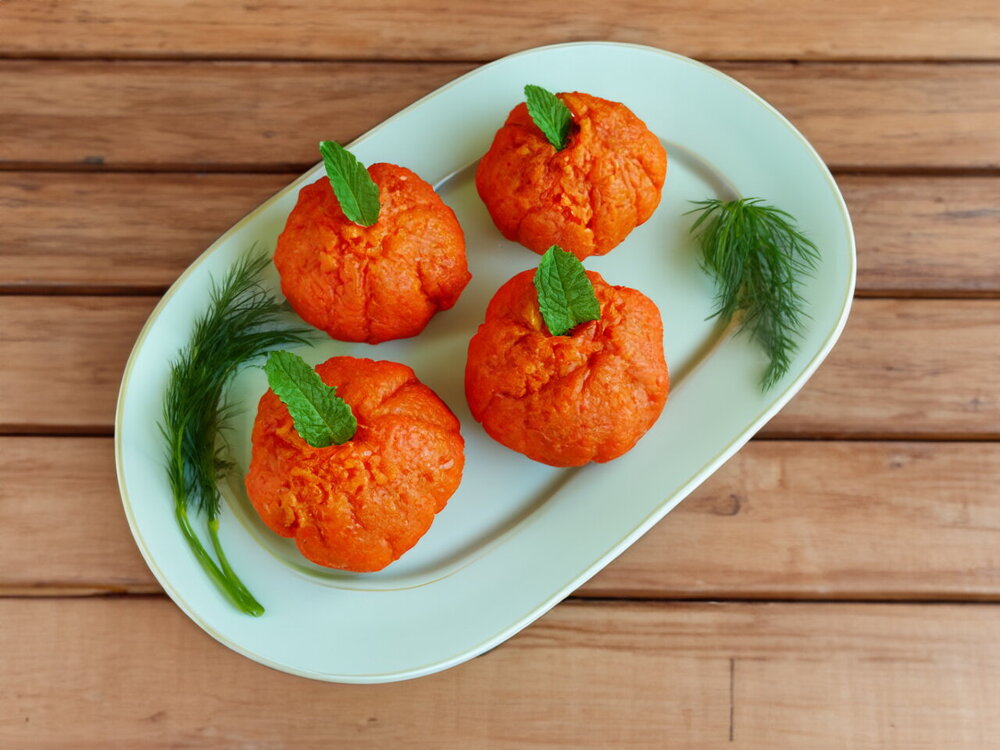 Mandarin-Shaped Salad