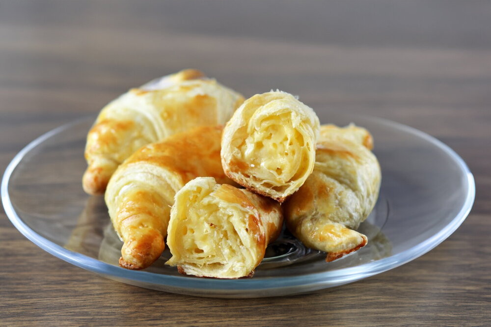 Puff Pastry Croissants with Cheese