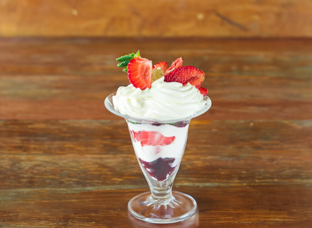 Strawberries and Cream Dessert