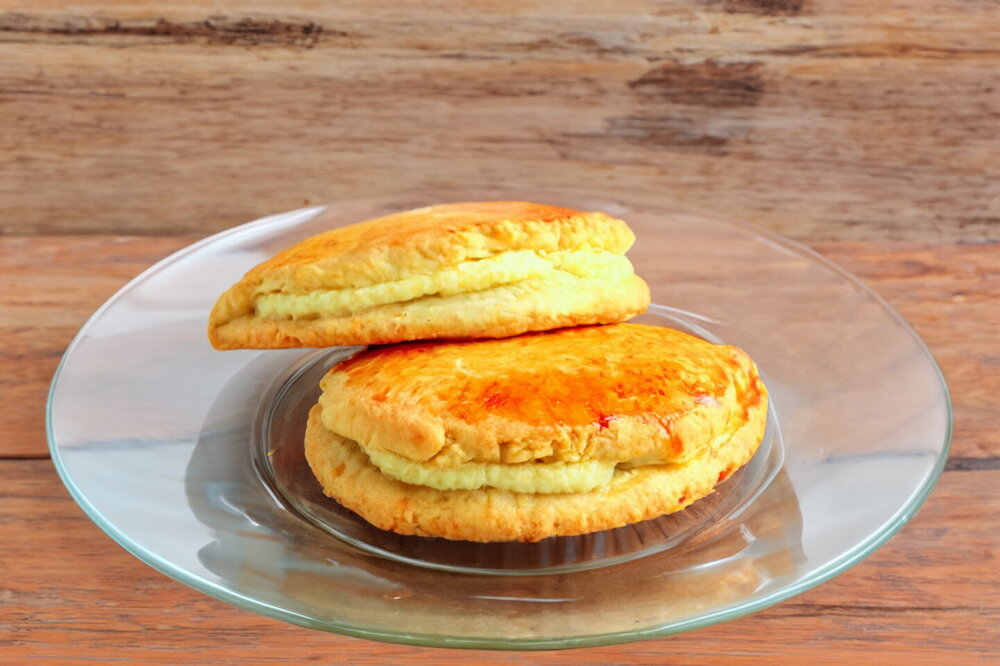 Classic Grandma’s-Style Cottage Cheese Hand Pies in the Oven