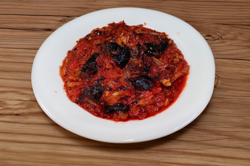 Cabbage with Onion and Prunes