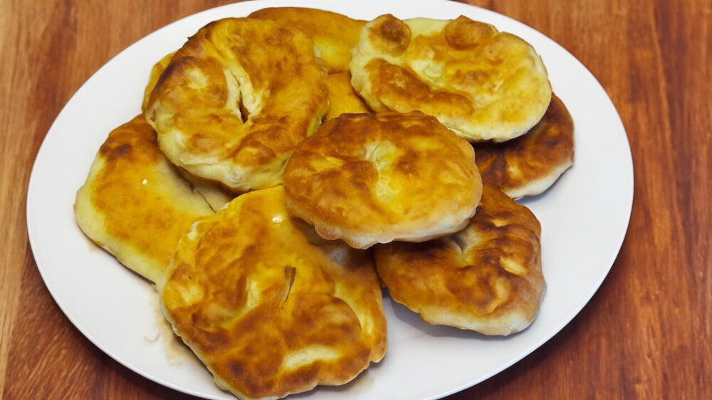 Fluffy Fried Flatbreads with Kefir