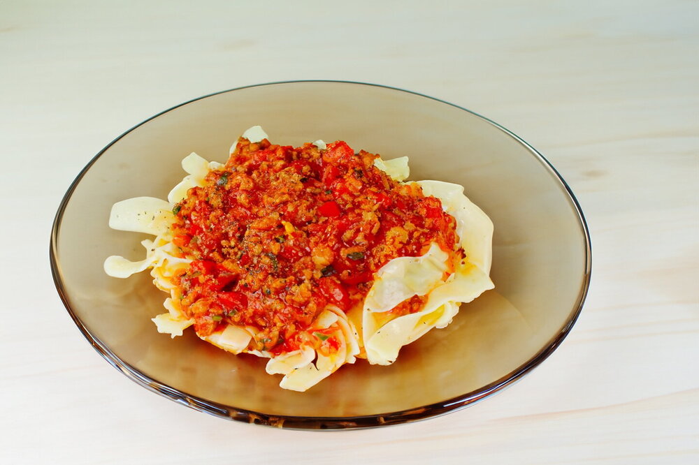 Simple Bolognese Sauce with Tomato Paste