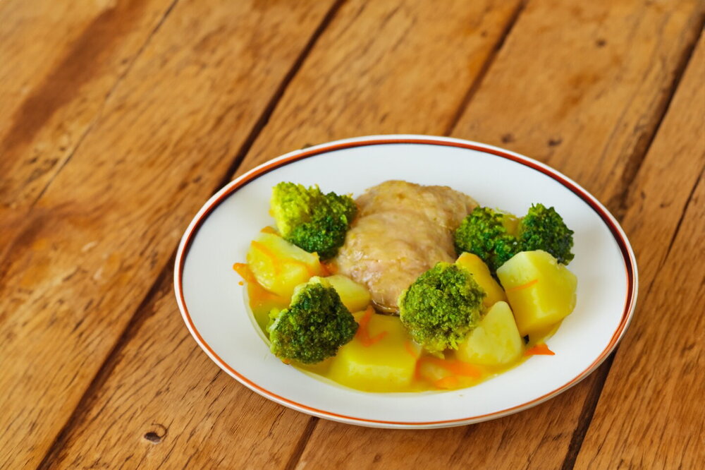 Broccoli and Chicken Soup