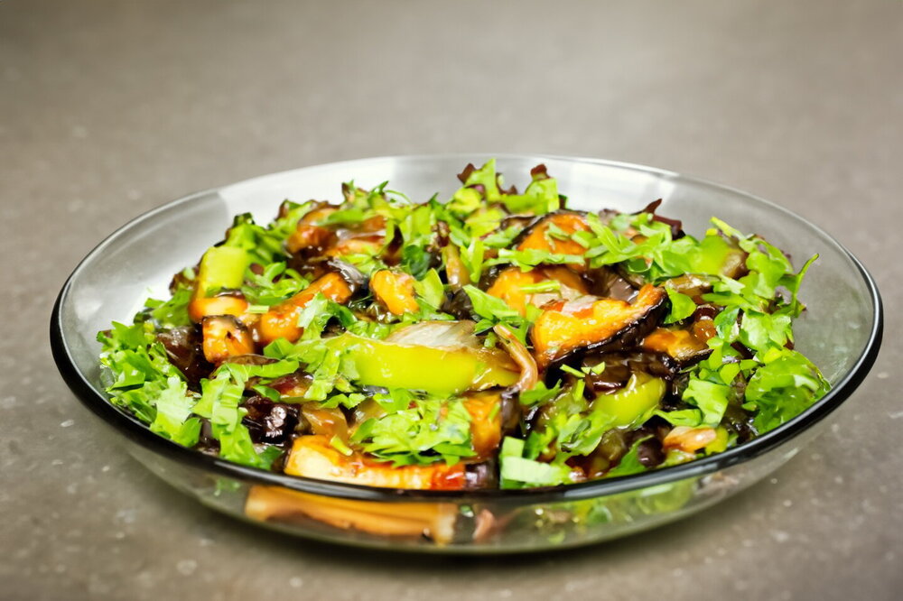 Skillet Eggplant and Bell Pepper with Soy Sauce
